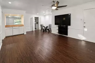 10029 Regal Park Ln, Dallas, TX 75230 - Photo 7
