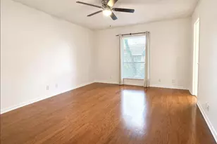 10029 Regal Park Ln, Dallas, TX 75230 - Photo 17