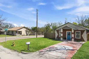 2300 Gurley Ave, Waco, TX 76706 - Photo 3