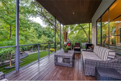 645 Kessler Reserve Court, Dallas, TX 75208 - Photo 25