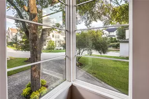 645 Kessler Reserve Ct, Dallas, TX 75208 - Photo 11