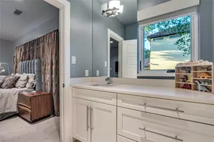 645 Kessler Reserve Ct, Dallas, TX 75208 - Photo 19