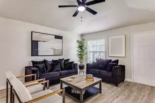 5624 Cando Dr, Fort Worth, TX 76134 - Photo 3