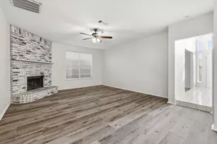 6917 Club Creek Dr, Fort Worth, TX 76137 - Photo 11