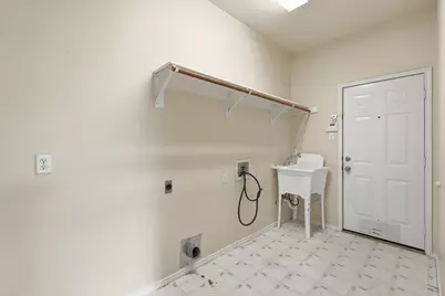 6917 Club Creek Drive, Fort Worth, TX 76137 - Photo 19