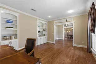 519 E Hickory Ridge Cir, Argyle, TX 76226 - Photo 7