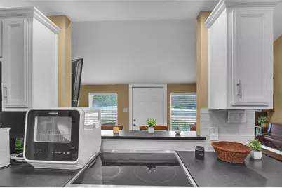 528 Pierce Street, Denton, TX 76201 - Photo 9