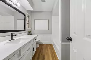 9320 Whitehurst Dr, Dallas, TX 75243 - Photo 17