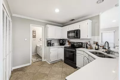 1913 Maplewood Trail, Colleyville, TX 76034 - Photo 17