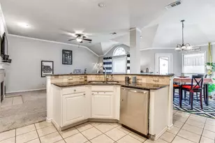 615 Delores Dr, Grand Prairie, TX 75052 - Photo 19