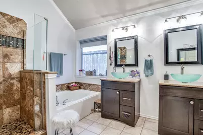 615 Delores Drive, Grand Prairie, TX 75052 - Photo 23