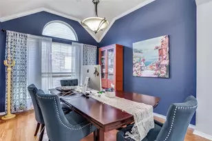 615 Delores Dr, Grand Prairie, TX 75052 - Photo 15