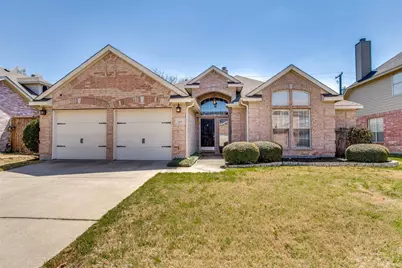 615 Delores Drive, Grand Prairie, TX 75052 - Photo 1