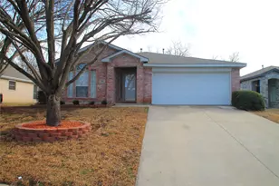 824 Dixon Ln, Denton, TX 76207 - Photo 1