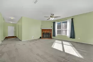 921 Penny Royal Ct, Arlington, TX 76002 - Photo 5