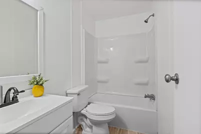 6525 Blue Water Court, Granbury, TX 76049 - Photo 19