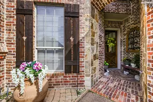 705 Crown Ct, Keller, TX 76248 - Photo 3