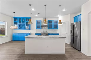 220 Camden St, Red Oak, TX 75154 - Photo 9