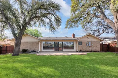 224 Plainview Drive, Hurst, TX 76054 - Photo 37