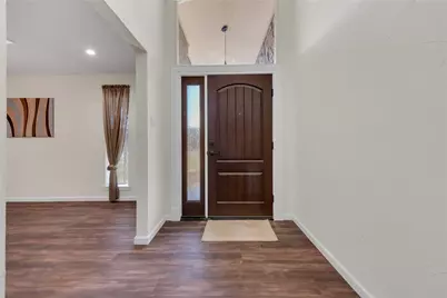 224 Plainview Drive, Hurst, TX 76054 - Photo 5