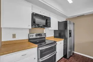 1025 Terrace Trail, Carrollton, TX 75006 - Photo 7