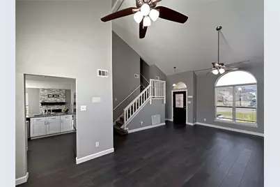 2951 Chanute Drive, Grand Prairie, TX 75052 - Photo 3