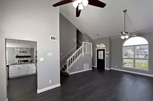 2951 Chanute Dr, Grand Prairie, TX 75052 - Photo 3