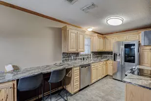 1110 Hemphill Ct, Cleburne, TX 76033 - Photo 15