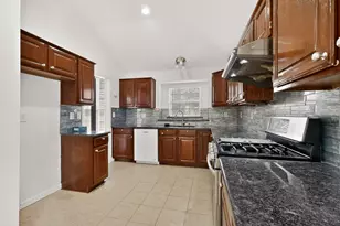 2522 Crosslands Dr, Garland, TX 75040 - Photo 17