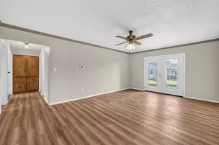 1111 Vivienne St, Weatherford, TX 76086 - Photo 5