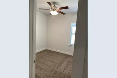 2401 Siskiyou Street, Lewisville, TX 75056 - Photo 7