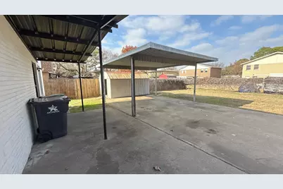 1907 Nolen Court, Arlington, TX 76012 - Photo 5