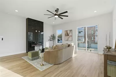 1121 Muncie Avenue, Dallas, TX 75212 - Photo 9