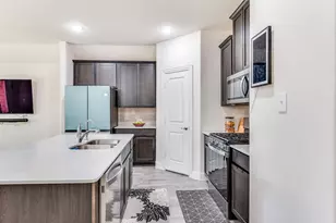 3519 Tunnel Ave, Aubrey, TX 76227 - Photo 5