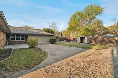 1626 Post Oak Drive, Irving, TX 75061 - Photo 29