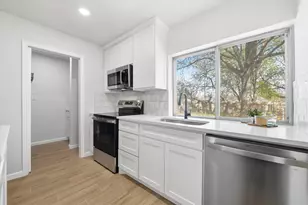 5416 Dunson Dr, Haltom City, TX 76148 - Photo 13