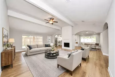 3407 Chalfont Court, Houston, TX 77066 - Photo 3