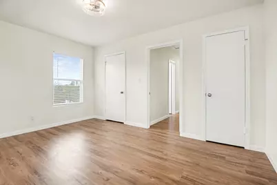 928 Ash Crescent Street, Fort Worth, TX 76104 - Photo 21