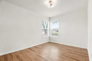 928 Ash Crescent St, Fort Worth, TX 76104 - Photo 25