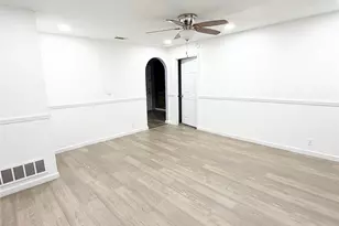3912 Killian St, Fort Worth, TX 76119 - Photo 5