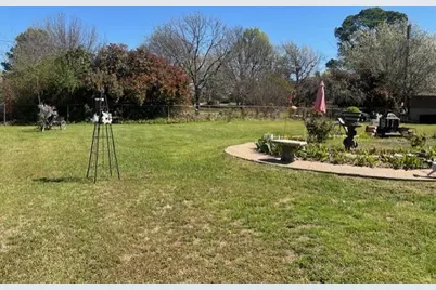 813 Emily Trail, Azle, TX 76020 - Photo 21