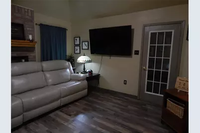 813 Emily Trail, Azle, TX 76020 - Photo 13