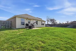 2621 Breccia Dr, Fort Worth, TX 76108 - Photo 3