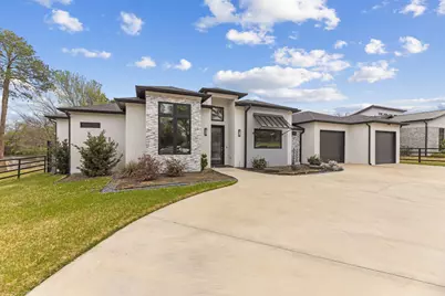 1515 N Fielder Road, Arlington, TX 76012 - Photo 1