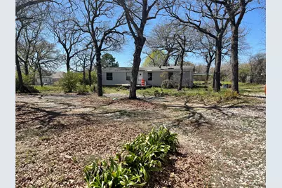 131 Sadie Lane, Springtown, TX 76082 - Photo 1