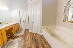 1164 Oak Bend Dr, Post Oak Bend, TX 75142 - Photo 15