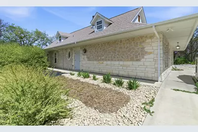 118 W Heath Street, Hico, TX 76457 - Photo 3