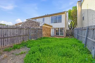 1509 Creek Bank Ln, Arlington, TX 76014 - Photo 17