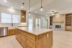 900 Medaris Wy, Azle, TX 76020 - Photo 5