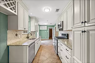 1415 Moss Rose Cir, Irving, TX 75061 - Photo 15